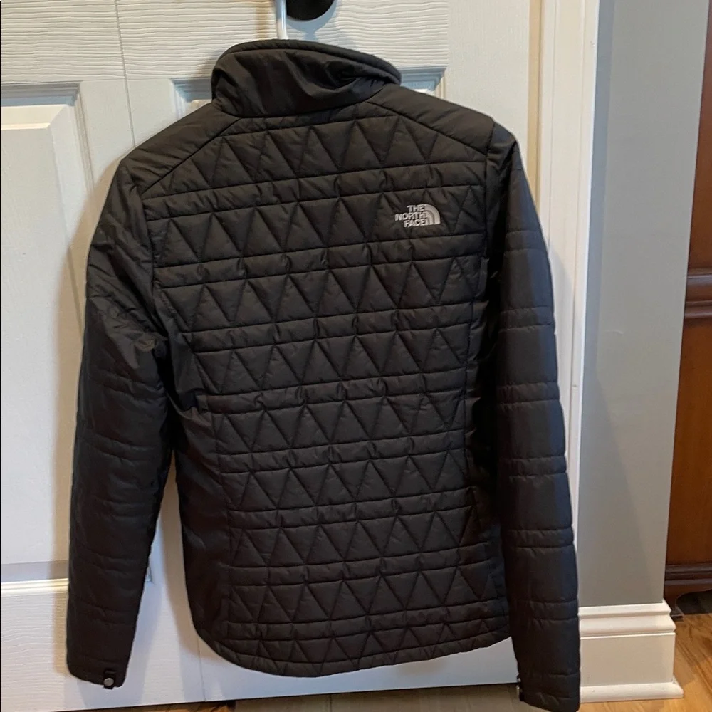 The North Face Black Quilted Jacket - Picture 2 of 4